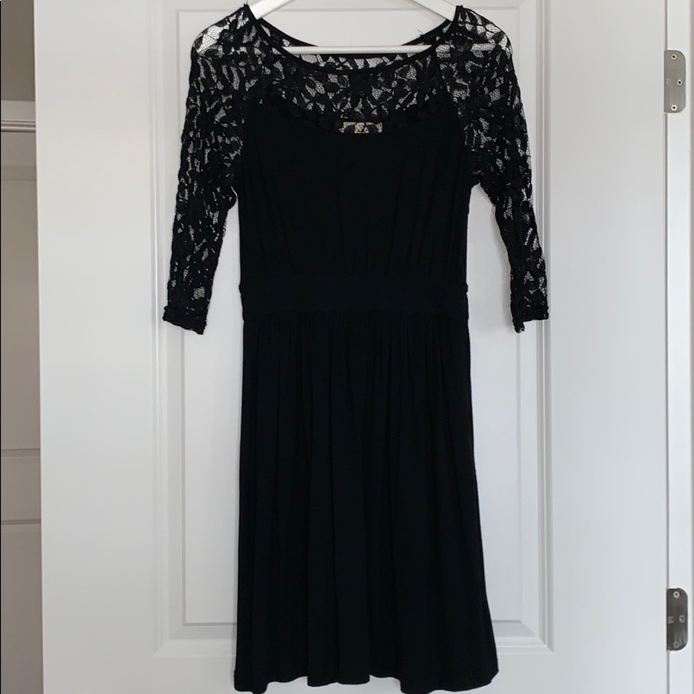 Black lace dress